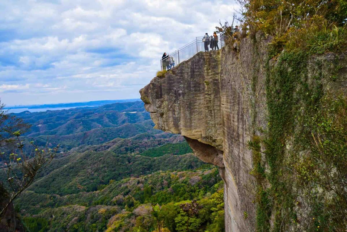 鋸山