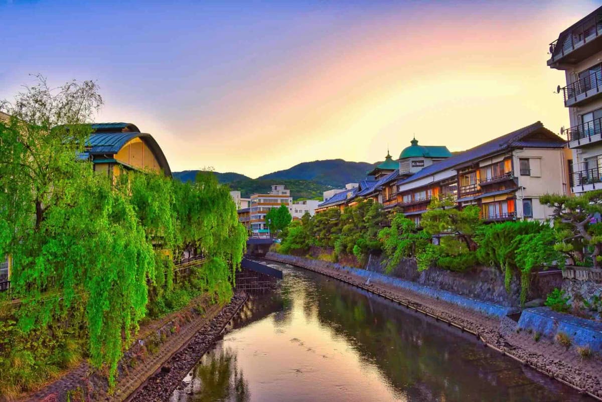 伊東温泉街