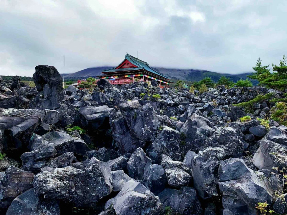 鬼押出し園