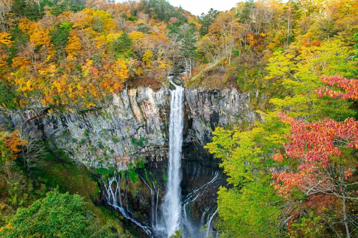 華厳の滝